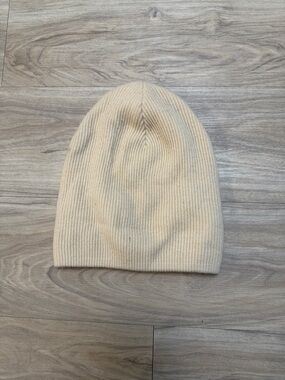 Babaton Cream Cashmere Ribbed Beanie
